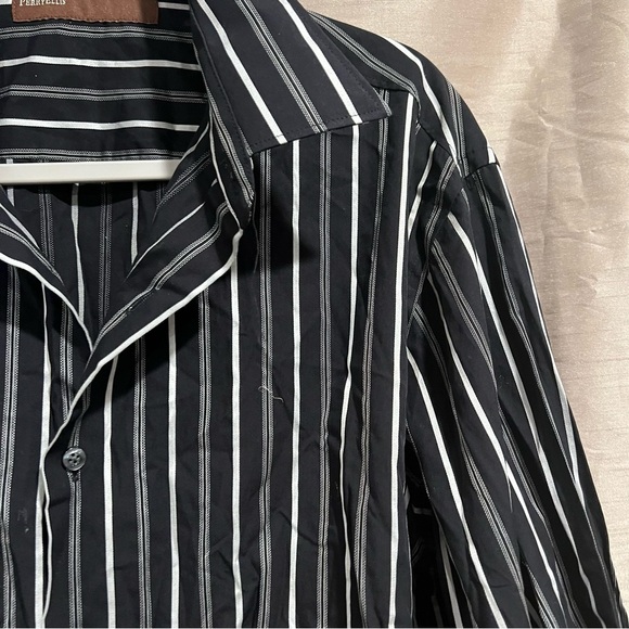 Perry Ellis Black White Stripe Button Down - Picture 2 of 5